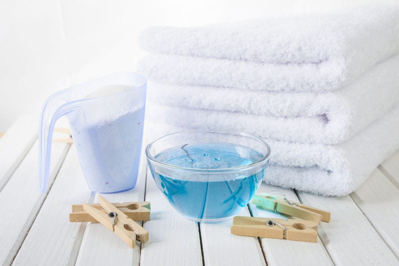 The Great Laundry Detergent Debate: Powder vs. Liquid